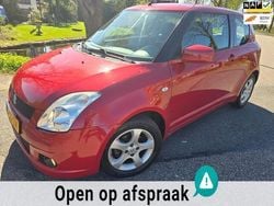 Rood Gebruikt 2005 Suzuki Swift Exclusive Hatchback | € 2.490 (Goede deal)