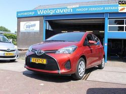 Rood Gebruikt 2014 Toyota Yaris Hatchback | € 9.250 (Eerlijke prijs)