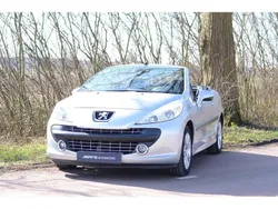 Grijs Gebruikt 2008 Peugeot 207 Cabriolet | € 3.950 (Iets duurder)