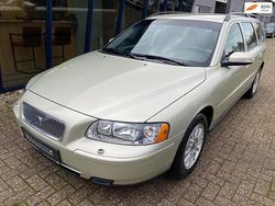 Groen Gebruikt 2006 Volvo V70 Kinetic Stationwagen | € 12.945