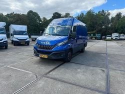 Blauw Gebruikt 2020 Iveco Daily Van | € 22.950 (Goede deal)