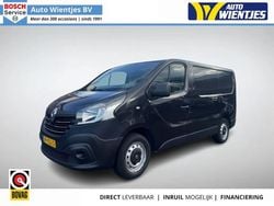 Zwart Gebruikt 2015 Renault Trafic Van | € 4.450 (Eerlijke prijs)
