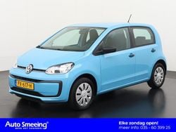 Blauw Gebruikt 2017 VW up! take up! Hatchback | € 8.490 (Goede deal)