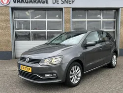 Grijs Gebruikt 2016 VW Polo Hatchback | € 9.950 (Eerlijke prijs)