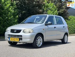 Grijs Gebruikt 2005 Suzuki Alto GLX Hatchback | € 2.950 (Iets duurder)