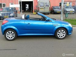 Blauw Gebruikt 2005 Opel Tigra Enjoy Cabriolet | € 1.950 (Eerlijke prijs)