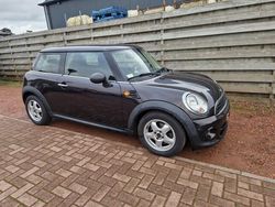 Bruin Gebruikt 2013 Mini ONE Pepper Hatchback | € 4.999 (Eerlijke prijs)