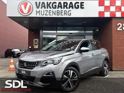 Grijs, metallic lak Gebruikt 2018 Peugeot 3008 Allure SUV | € 17.445 (Eerlijke prijs)