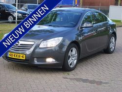 Grijs Gebruikt 2010 Opel Insignia Edition Sedan | € 5.950 (Duur)