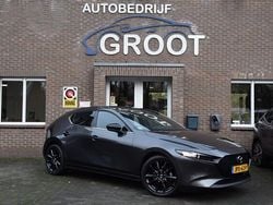 Grijs Gebruikt 2022 Mazda 3 Inclusive Hatchback | € 24.750 (Eerlijke prijs)