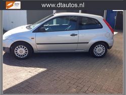 Grijs Gebruikt 2004 Ford Fiesta Hatchback | € 950 (Goede deal)