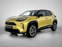 Goud metallic Gebruikt 2022 Toyota Yaris Cross Executive SUV | € 29.900 (Eerlijke prijs)