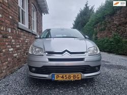 Grijs (metallic) Gebruikt 2005 Citroën C4 Prestige Hatchback | € 850 (Goede deal)