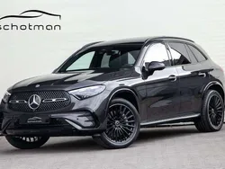 Grijs, metallic lak Gebruikt 2023 Mercedes GLC300 Premium SUV | € 71.500 (Duur)