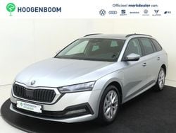 Zilver Gebruikt 2022 Skoda Octavia Business Line Stationwagen | € 24.950 (Goede deal)