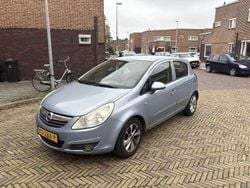 Blauw Gebruikt 2008 Opel Corsa Essentia Hatchback | € 2.300 (Eerlijke prijs)