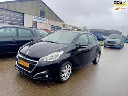 Zwart Gebruikt 2016 Peugeot 208 Hatchback | € 5.500 (Eerlijke prijs)