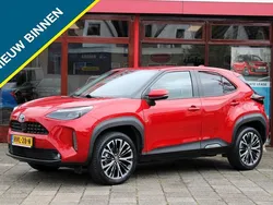Rood Gebruikt 2022 Toyota Yaris SUV | € 29.950