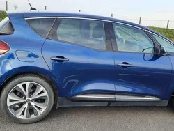 Blauw Gebruikt 2017 Renault Scénic IV Intens MPV | € 9.975