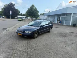 Blauw Gebruikt 2001 Volvo V70 Comfort Stationwagen | € 750 (Super prijs)