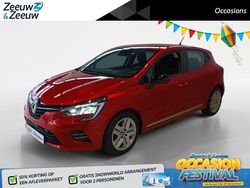 Rood Gebruikt 2020 Renault Clio V Zen Hatchback | € 13.395 (Eerlijke prijs)