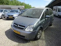 Grijs Gebruikt 2004 Opel Meriva Cosmo MPV | € 995 (Super prijs)
