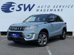 Blauw, metallic lak Gebruikt 2022 Suzuki Vitara Style SUV | € 24.950 (Eerlijke prijs)