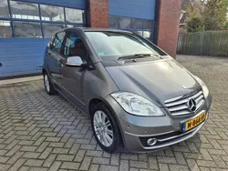 Grijs Gebruikt 2010 Mercedes A160 Avantgarde MPV | € 8.900