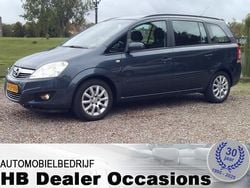 Grijs Gebruikt 2008 Opel Zafira MPV | € 2.450 (Eerlijke prijs)