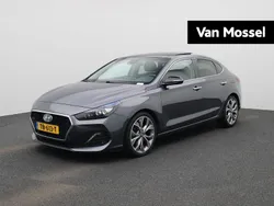 Grijs Gebruikt 2018 Hyundai i30 Premium Hatchback | € 19.900 (Iets duurder)