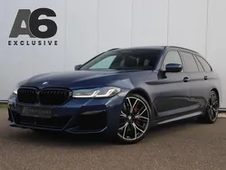Blauw, metallic lak Gebruikt 2021 BMW 530 Executive Stationwagen | € 54.900