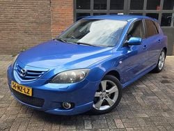 Blauw Gebruikt 2004 Mazda 3 Inclusive Hatchback | € 2.750 (Eerlijke prijs)