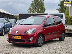 Rood Gebruikt 2011 Renault Twingo Collection Hatchback | € 4.449 (Eerlijke prijs)