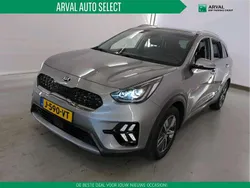 Grijs Gebruikt 2020 Kia Niro 3 SUV | € 24.450 (Eerlijke prijs)