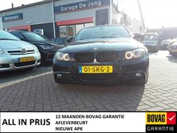 Zwart Gebruikt 2011 BMW 318 Luxury Line Sedan | € 9.850 (Duur)
