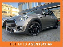Grijs Gebruikt 2019 Mini Cooper Hatchback | € 17.990