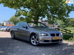 Bruin, metallic lak Gebruikt 2009 BMW 320 Cabriolet Cabriolet | € 9.975 (Super prijs)