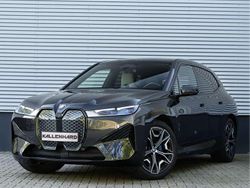 Grijs Gebruikt 2024 BMW iX Sport Line SUV | € 69.875 (Goede deal)