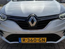 Grijs Gebruikt 2021 Renault Mégane GrandTour Stationwagen | € 19.000 (Goede deal)