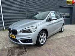 Grijs Gebruikt 2017 BMW 218 Executive Stationwagen | € 18.750 (Eerlijke prijs)