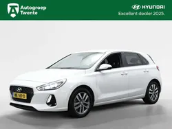 Wit Gebruikt 2017 Hyundai i30 Edition Hatchback | € 12.950 (Iets duurder)