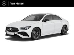 Wit Gebruikt 2024 Mercedes CLA180 AMG line Sedan | € 52.312 (Eerlijke prijs)