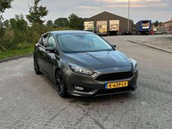 Grijs Gebruikt 2014 Ford Focus Titanium Hatchback | € 7.500 (Iets duurder)
