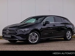 Zwart Nieuw 2024 Mercedes CLA250e Shooting Brake Business Stationwagen | € 45.215 (Goede deal)