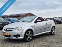 Grijs Gebruikt 2006 Opel Tigra Sport Cabriolet | € 2.350 (Eerlijke prijs)