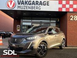 Grijs Gebruikt 2022 Peugeot 2008 Allure SUV | € 17.945 (Goede deal)
