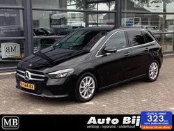 Zwart Gebruikt 2020 Mercedes B180 Premium MPV | € 19.950 (Eerlijke prijs)