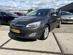 Grijs Gebruikt 2011 Opel Astra Cosmo Stationwagen | € 3.650 (Eerlijke prijs)