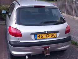 Zilver Gebruikt 2002 Peugeot 206 Hatchback | € 550 (Goede deal)