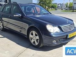 Zwart Gebruikt 2004 Mercedes C200 Classic Stationwagen | € 999 (Goede deal)